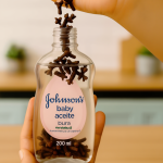 Mix baby oil and cloves, and after 10 seconds you won’t use anything else in your life