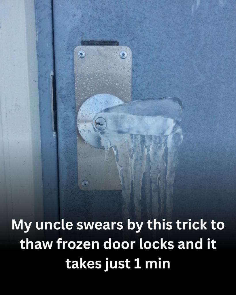 My uncle swears by this trick to thaw frozen door locks and it takes just 1 min. Here’s how it works