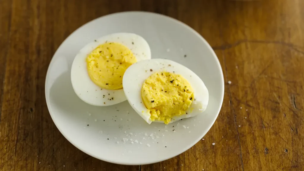 What Happens to Your Body If You Eat Just One Egg a Day, According to Experts