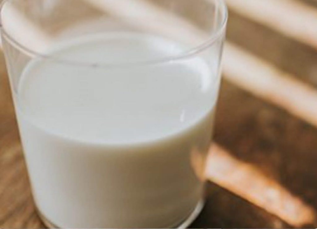 Does Milk Upset Your Stomach? Signs You May Have Lactose Intolerance
