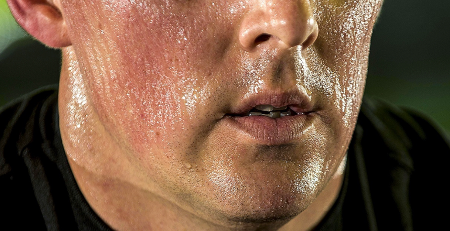 Waking Up Sweating at Night? 5 Things You Should Not Ignore