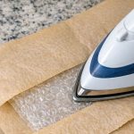 Turn Old Bubble Wrap Into a Stunning Decorative Piece with Just 2 Simple Household Items